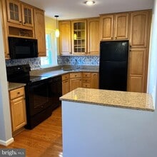 3274 Applegate Ct in Annandale, VA - Building Photo - Building Photo