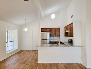 2721 Maple Ave in Waco, TX - Building Photo - Building Photo