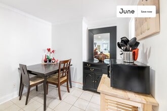 1835 Mintwood Pl NW in Washington, DC - Foto de edificio - Building Photo