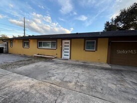 1914 Chamberlin St in Orlando, FL - Building Photo