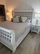 3443 Gulf Shore Blvd N, Unit 205 in Naples, FL - Building Photo - Building Photo