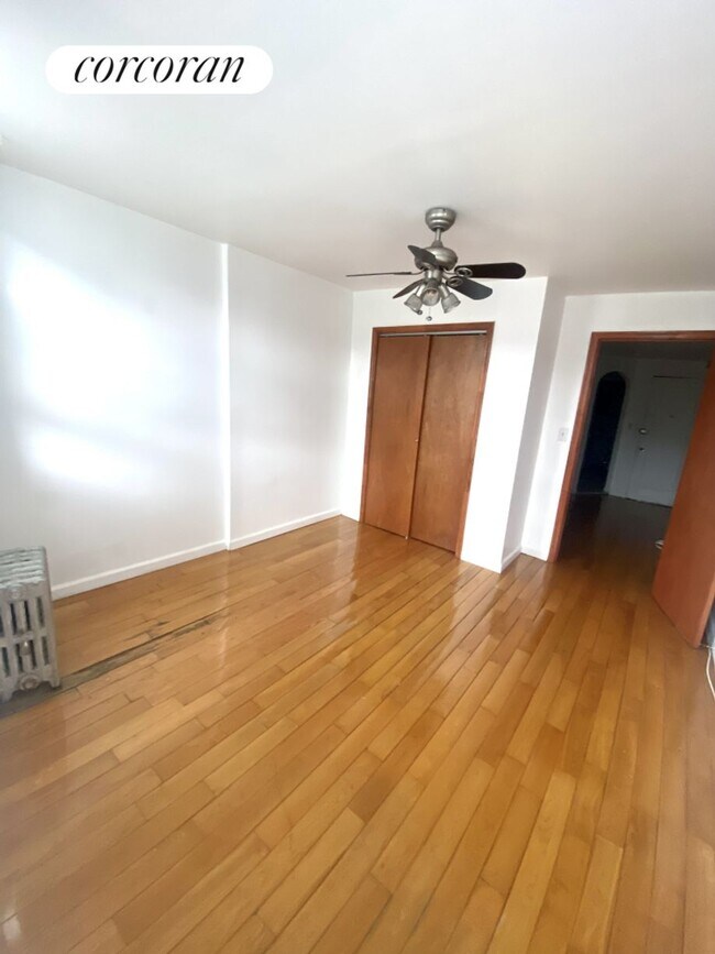 7 Spring St in New York, NY - Building Photo - Building Photo