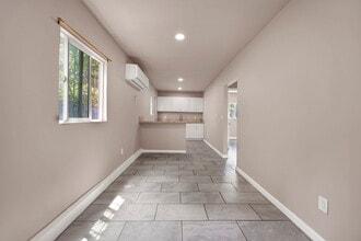 4341 Laurel Canyon Blvd in Studio City, CA - Building Photo - Building Photo