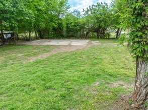 2423 Phoenix Ave in Fort Smith, AR - Building Photo - Building Photo