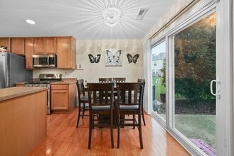 650 Hawley Dr in Oswego, IL - Building Photo - Building Photo