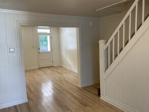 313 E Burd St in Shippensburg, PA - Building Photo - Building Photo
