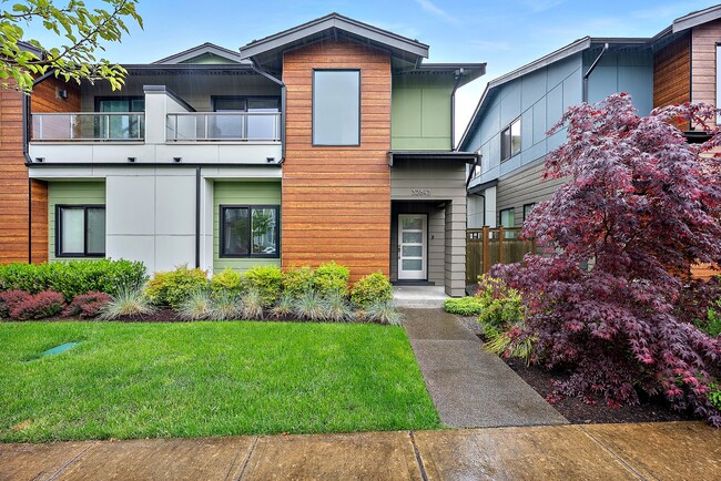 property at 32843 Madrona Ave SE