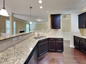 5719 McDowell Run Dr in Huntersville, NC - Foto de edificio - Building Photo