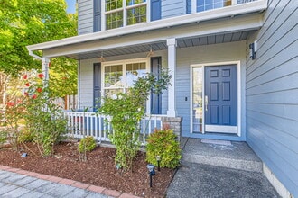 16789 NW Stoller Dr in Portland, OR - Building Photo - Building Photo