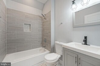 1156 S 52nd St-Unit -2 in Philadelphia, PA - Building Photo - Building Photo