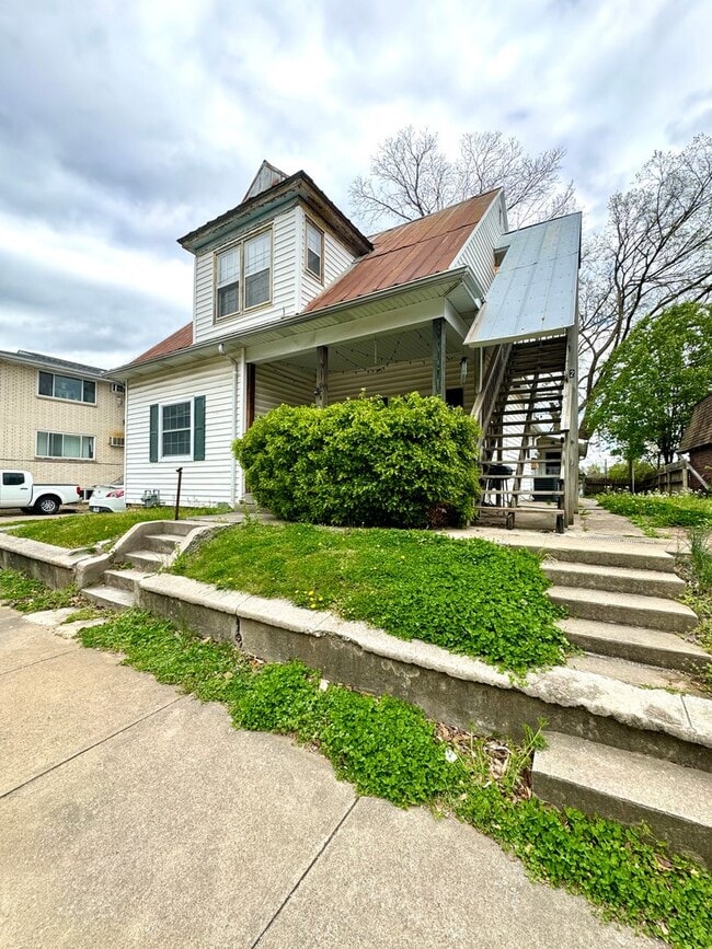 property at 316 N Sprigg St