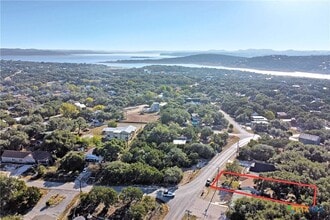 553 Scenic Dr in Canyon Lake, TX - Building Photo - Building Photo