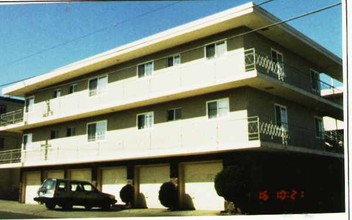 143 W Market St in Daly City, CA - Building Photo - Building Photo