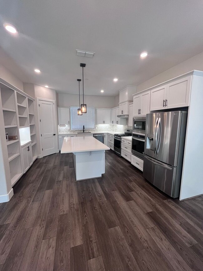 3041 Bramblewood Way in Roseville, CA - Building Photo - Building Photo