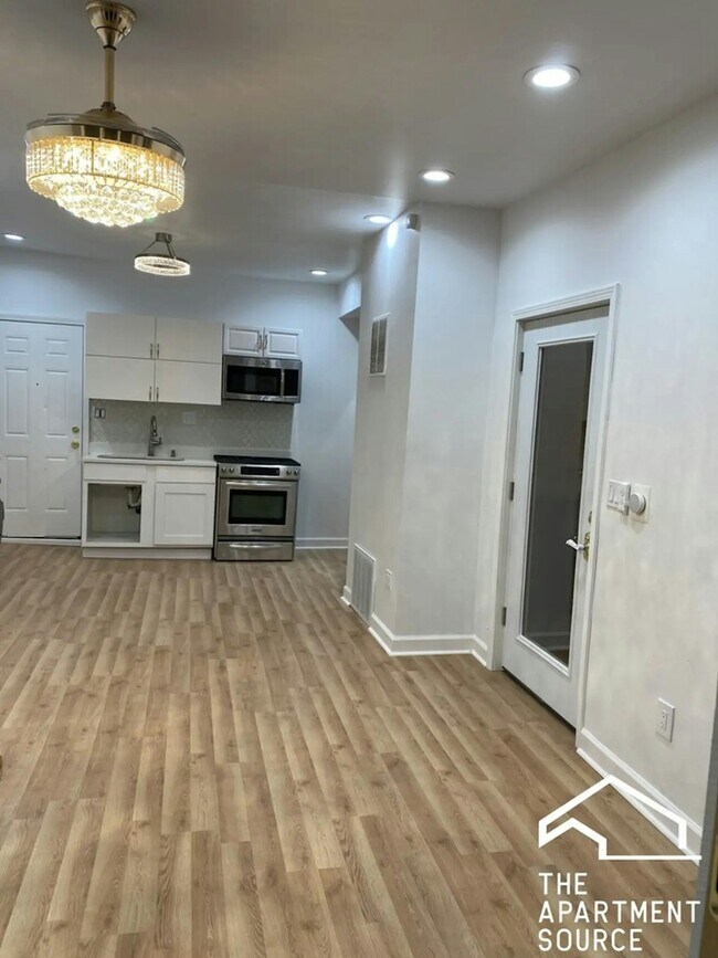 1228 N Cleaver St in Chicago, IL - Building Photo - Building Photo