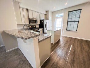 3725 Vly Frd Wy in Hanover, MD - Building Photo - Building Photo