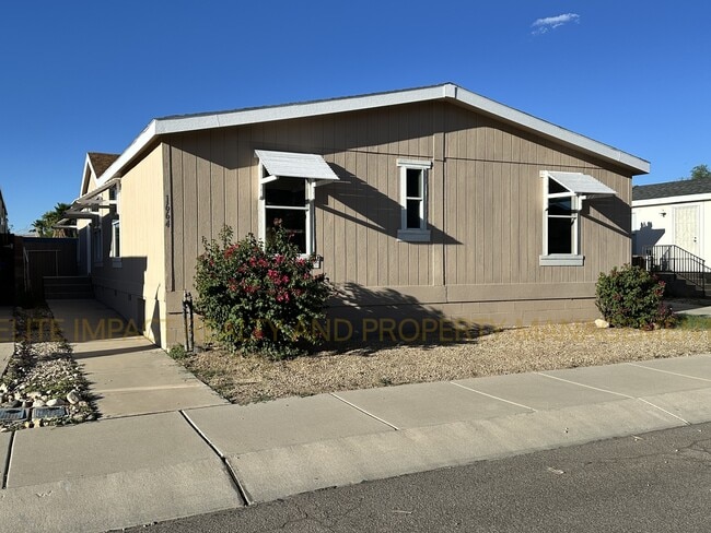 1664 W Coralbrooke Dr in Tucson, AZ - Building Photo - Building Photo