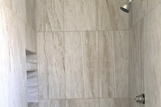 1718 Huntington Dr, Unit 6 in South Pasadena, CA - Building Photo - Building Photo