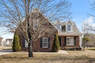3426 Cross Meadow Dr in Murfreesboro, TN - Building Photo