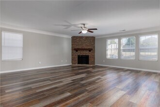 2415 Bell Manor Dr SW in Huntsville, AL - Building Photo - Building Photo