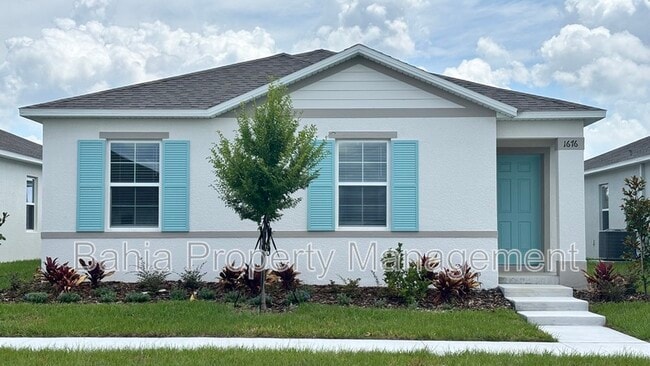1676 Hummingbird Rd in Winter Haven, FL - Building Photo - Building Photo