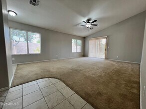 10419 N 58th Dr in Glendale, AZ - Building Photo - Building Photo