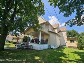 134 S Main St, Unit D in Archbald, PA - Building Photo
