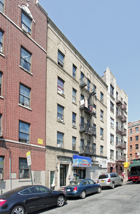 Johnston Apartments in Bronx, NY - Building Photo