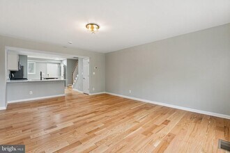 1473-B S Van Dorn St in Alexandria, VA - Building Photo - Building Photo