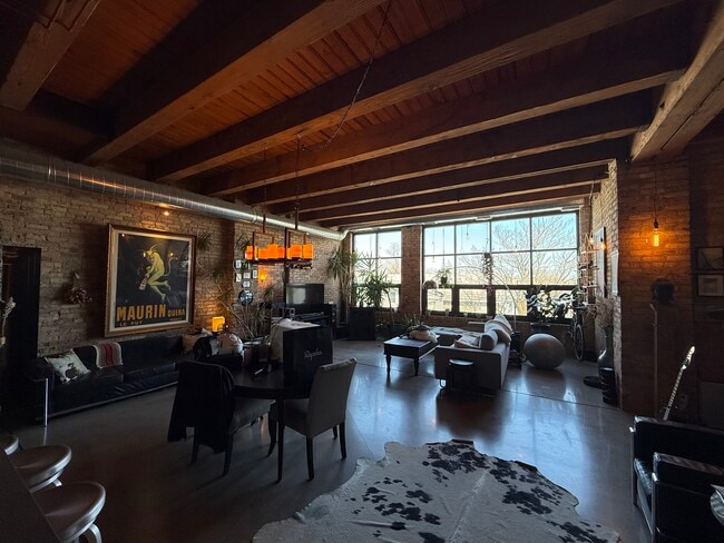 2614 W North Ave, Unit 3N in Chicago, IL - Foto de edificio - Building Photo