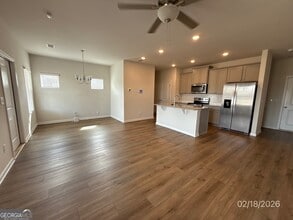 333 S Point Blvd in Mcdonough, GA - Building Photo - Building Photo