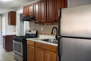 91 Henry St in New Haven, CT - Building Photo