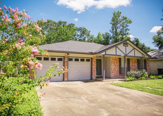 property at 13602 Fernhill Dr