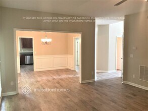 2433 Folsom St in Snellville, GA - Foto de edificio - Building Photo