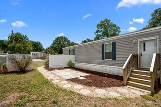 2039 Elmwood St SW in Supply, NC - Building Photo - Building Photo