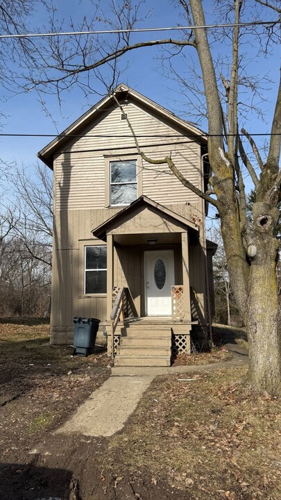 6 Slate St in New Castle, PA - Building Photo