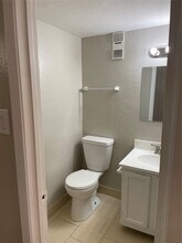 2343 Briarwest Blvd in Houston, TX - Building Photo - Building Photo