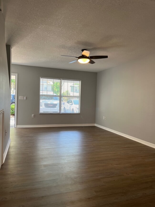 4220 SW 22nd Ln in Gainesville, FL - Building Photo - Building Photo