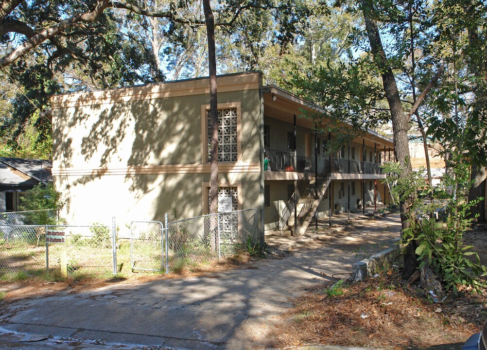 Kissimmee Gardens Apartments in Tallahassee, FL - Building Photo