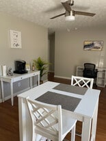 Room in Duplex on New Dawn Ct in Jonesboro, GA - Building Photo