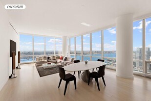15 Hudson Yards in New York, NY - Building Photo
