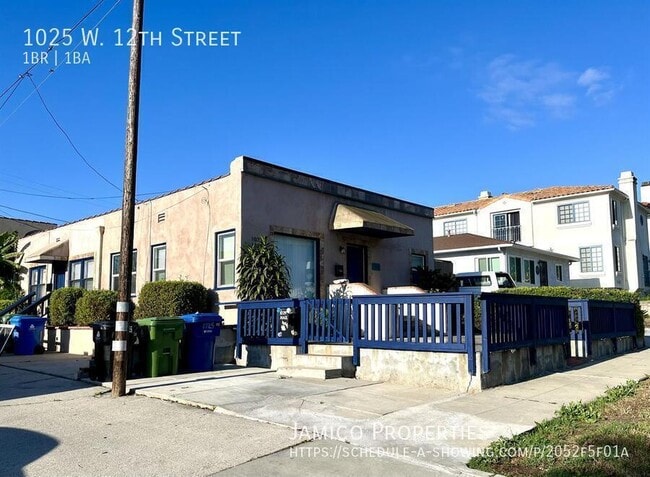 1025 W 12th St in Los Angeles, CA - Building Photo - Building Photo