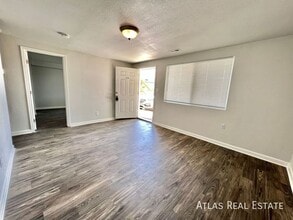 1016 Magnolia St in Colorado Springs, CO - Foto de edificio - Building Photo