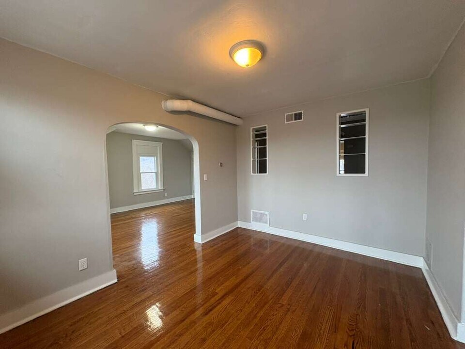 1260 Whalley Ave, Unit 3 in New Haven, CT - Building Photo