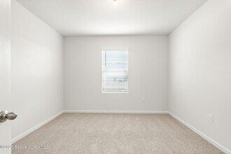 542 Hamy St in Palm Bay, FL - Building Photo - Building Photo