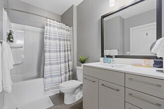 380 S 400 E in Salt Lake City, UT - Building Photo - Building Photo