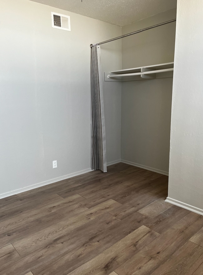 2045 Cortez St in Needles, CA - Building Photo - Building Photo