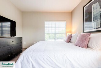 10101 W Parmer Ln, Unit 921 in Austin, TX - Building Photo - Building Photo