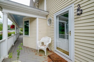 1235 Shore Rd in Cape Elizabeth, ME - Building Photo - Building Photo