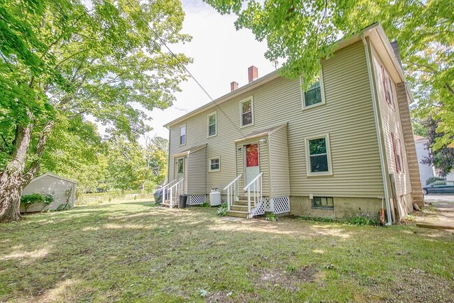 15-19 Church St in Barre, MA - Foto de edificio - Building Photo